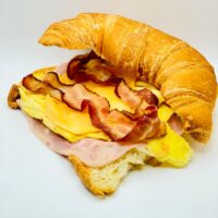 Croissant de Jamón, Queso y Huevo